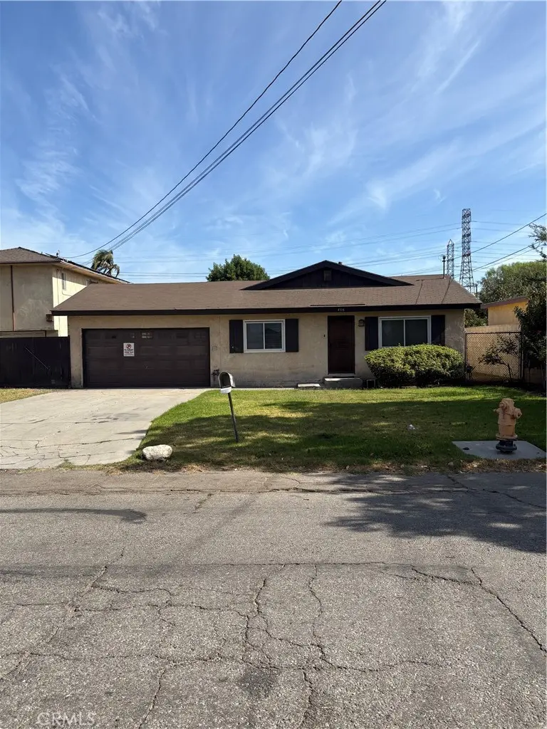 Residential Lease for rent at 456 W Bennett, Compton, Los Angeles County, CA featuring 3 beds and 2 baths