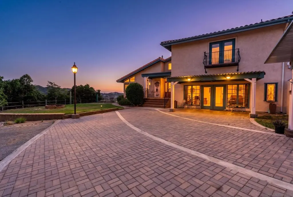 31515 Calle Joya, Bonsall, CA — listing photo 1