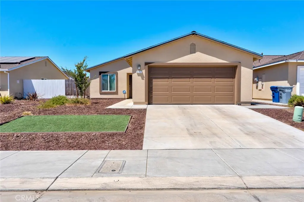 Single Family Residence for sale at 677 Mackenzie Court, Merced, CA featuring 3 beds and 2 baths
