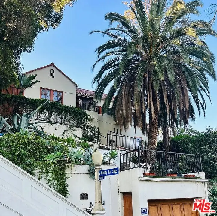 Residential Lease for rent at 6776 Milner Road, Los Angeles, Los Angeles County, CA featuring 2 beds and 1 bath
