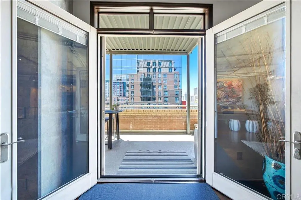 Condominium for sale at 877 Island Avenue 512, San Diego, CA featuring 2 beds and 2 baths