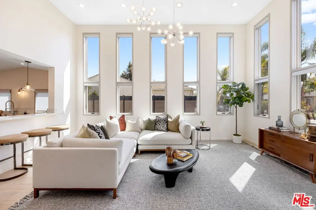 Single Family Residence for sale at 3910 Berryman Avenue, Los Angeles, CA featuring 4 beds and 5 baths