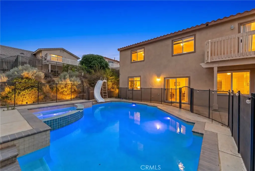 38318 Wakefield, Palmdale, CA — listing photo 1