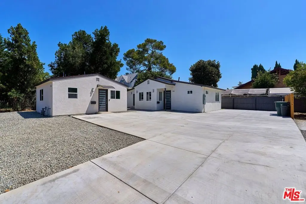 Single Family Residence for sale at 708 N El Molino Avenue, Pasadena, CA featuring 4 beds and 4 baths