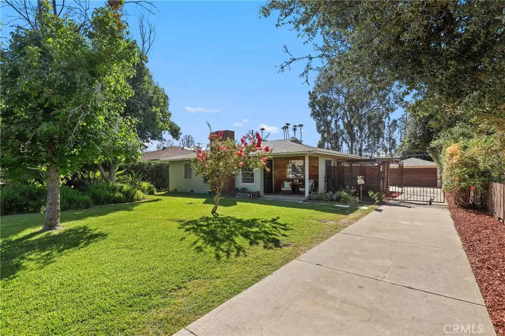 8905 Arrington Avenue, Downey, CA — listing photo 1