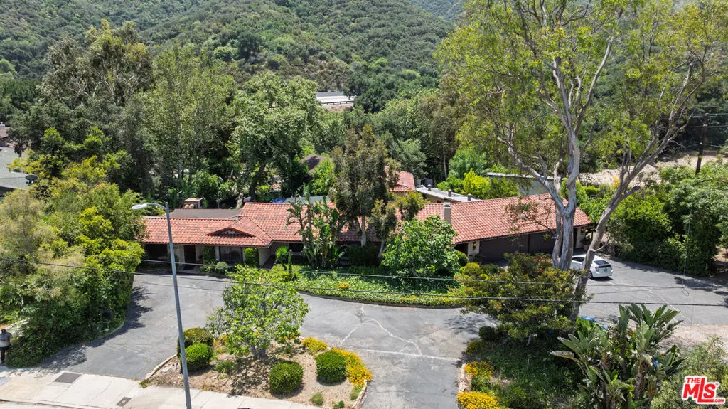 6320 Honolulu Avenue, Los Angeles, CA — listing photo 1