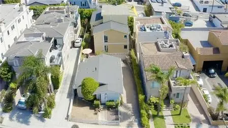 Duplex for sale at 834 832 15th, Hermosa Beach, CA featuring 7 beds and 6 baths
