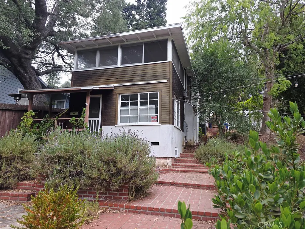 Duplex for sale at 8709 Lookout Mountain, Los Angeles, CA featuring 3 beds and 3 baths
