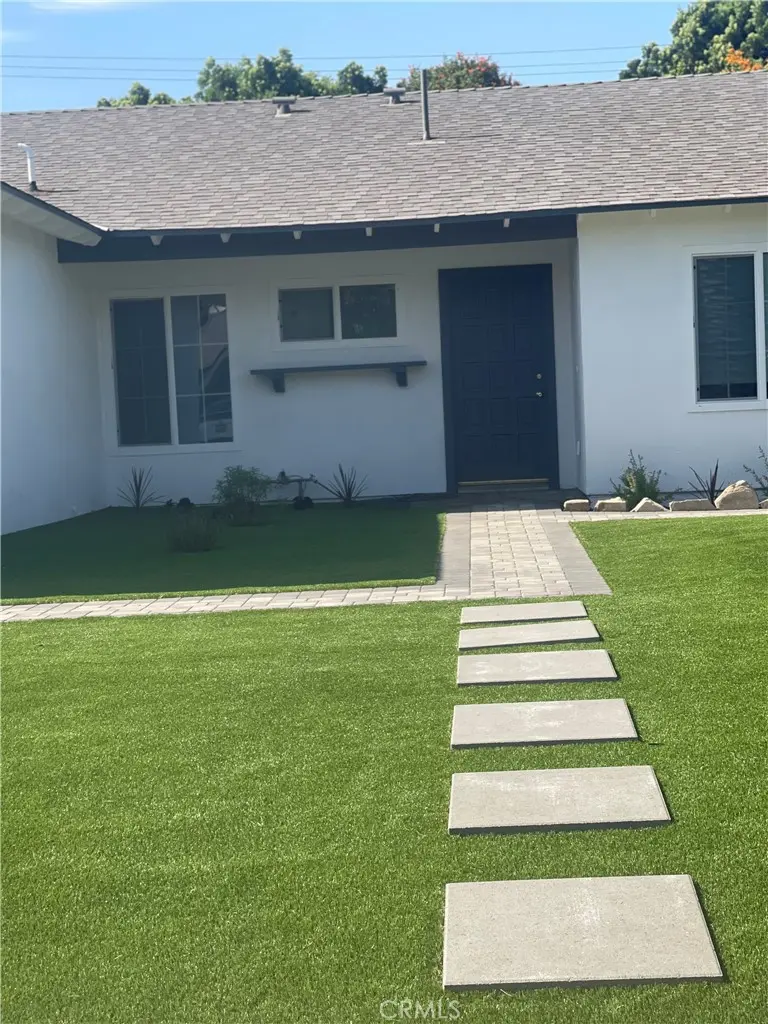 22620 Mobile Street, West Hills, CA — listing photo 1