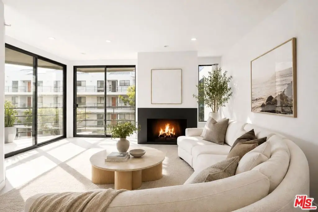 2930 Neilson Way 408, Santa Monica, CA — listing photo 1