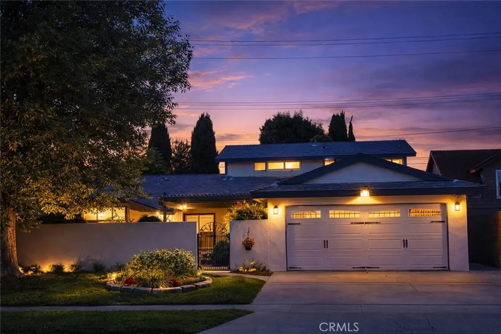 Single Family Residence for rent at 13381 Epping, Tustin, CA featuring 1 bed and 1 bath