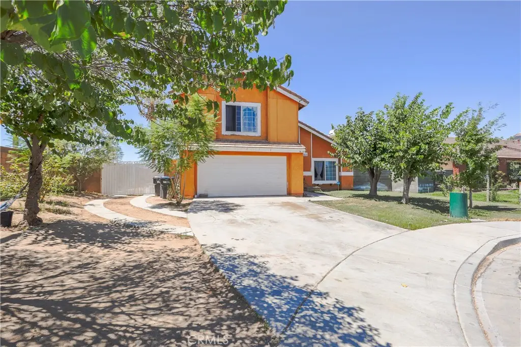 38605 Bitter Root, Palmdale, CA — listing photo 1