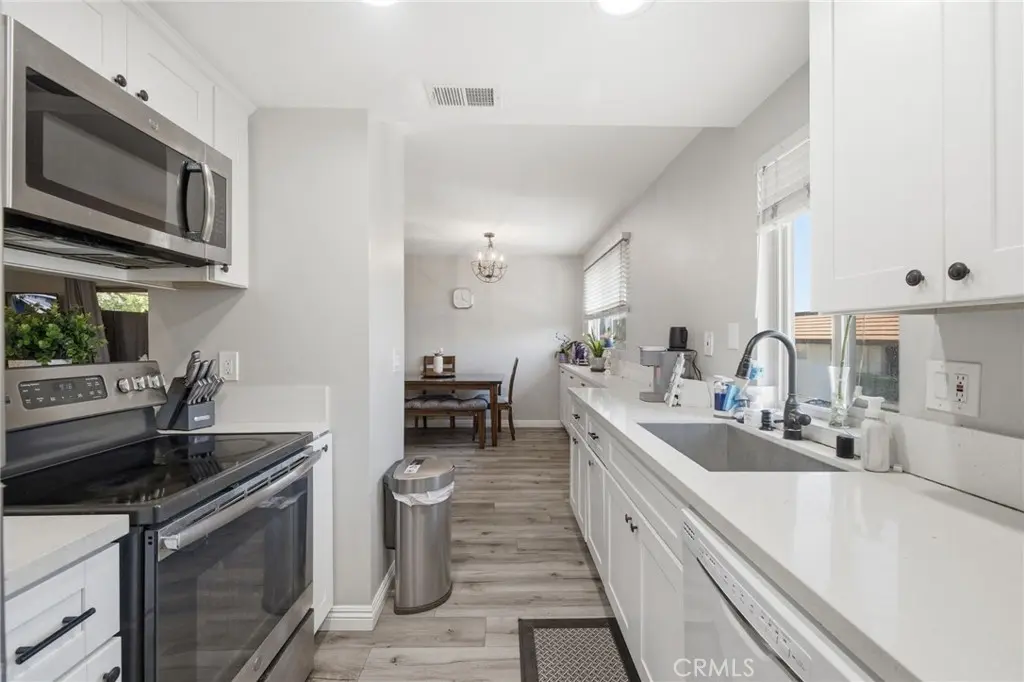 901 N Citrus 16, La Habra, CA — listing photo 1