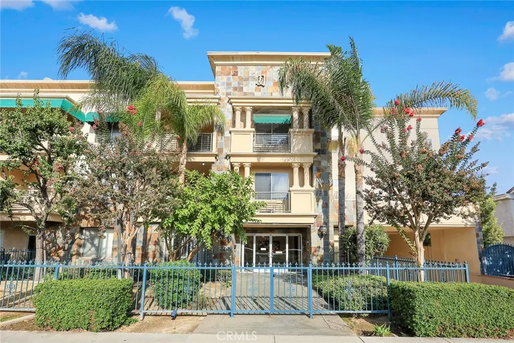 Residential Lease for rent at 208 N Lincoln Avenue 303, Monterey Park, Los Angeles County, CA featuring 1 bed and 1 bath