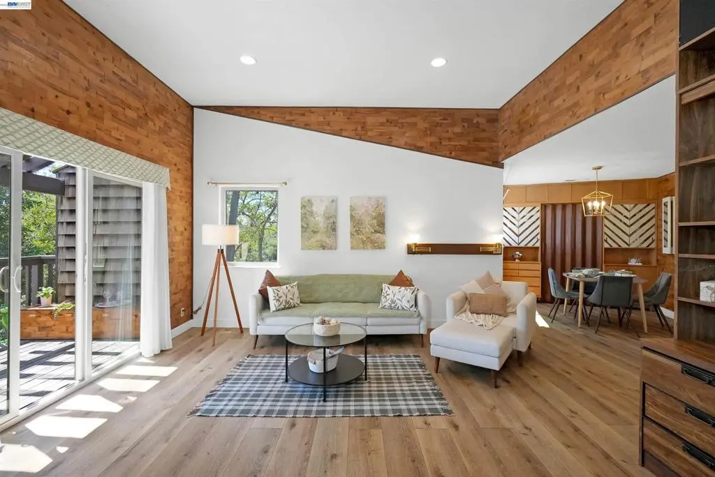 5370 Briar Ridge Drive, Castro Valley, CA — listing photo 1