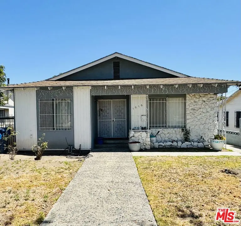 1010 E 67th Street, Inglewood, CA — listing photo 1