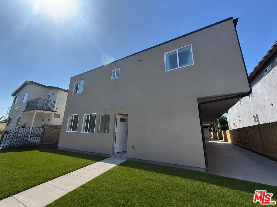 Residential Lease for rent at 442 E 118th Street 1, Los Angeles, Los Angeles County, CA featuring 16 beds and 9 baths