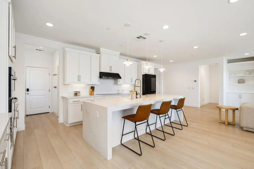 Single Family Residence for rent at 51726 Via Santero, La Quinta, CA featuring 3 beds and 3 baths