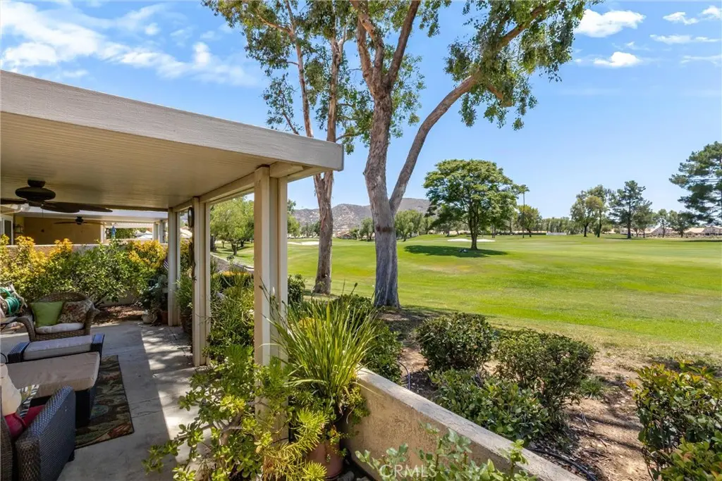 1055 Hogan Avenue, Banning, CA — listing photo 1