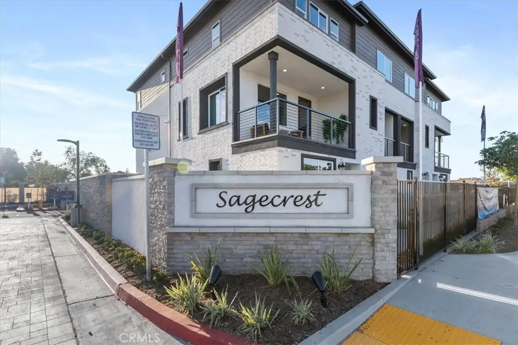 Townhouse for sale at 9545 Hannah Way, Riverside, CA featuring 3 beds and 3 baths