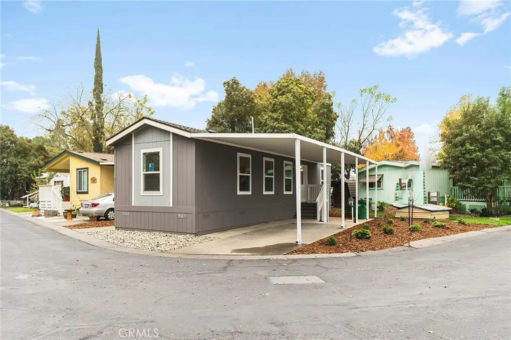 567 E Lassen Avenue 102, Chico, CA — listing photo 1