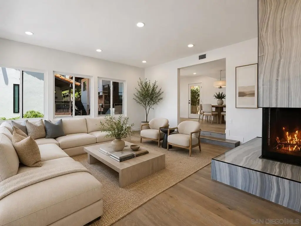Condominium for sale at 4008 Ampudia St, San Diego, CA featuring 2 beds and 3 baths