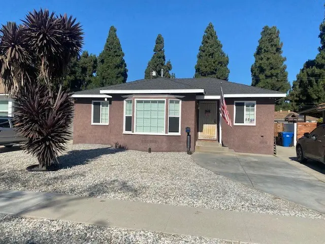 Single Family Residence for sale at 4849 Pearce, Long Beach, CA featuring 3 beds and 2 baths