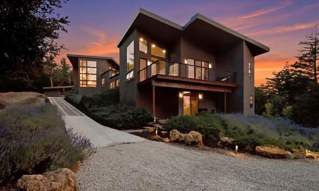 Single Family Residence for sale at 13755 Skyline Boulevard, Los Gatos, CA featuring 6 beds and 5 baths