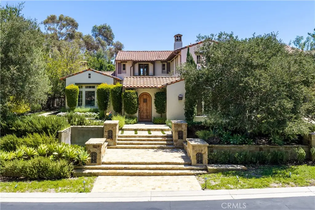 Single Family Residence for rent at 11284 Amberdale Drive, Tustin, CA featuring 5 beds and 6 baths