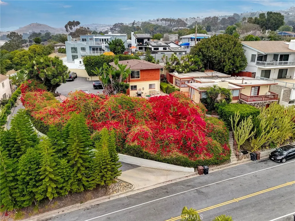 Quadruplex for sale at 139 Avenida Sierra, San Clemente, CA