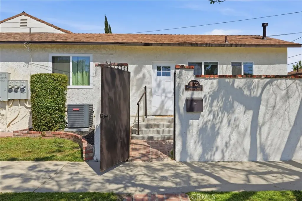 8155 Genesta Avenue, Lake Balboa, CA — listing photo 1