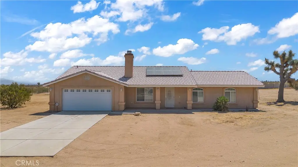13473 Rochester, Phelan, CA — listing photo 1