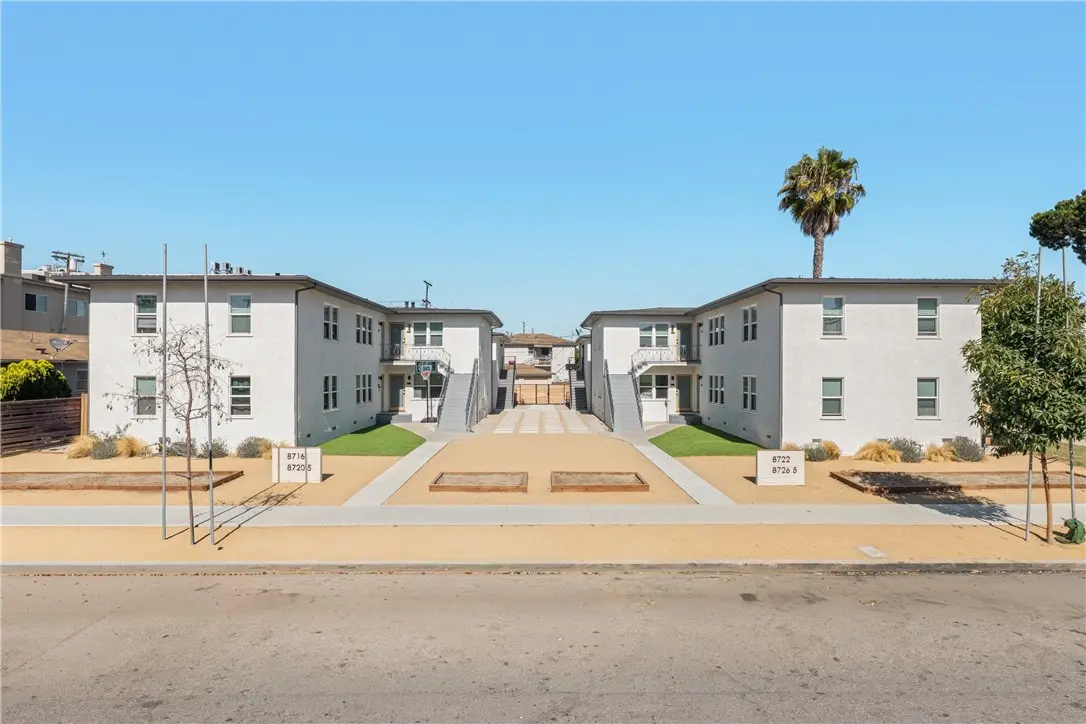 Apartment for sale at 8716 Ramsgate, Los Angeles, CA
