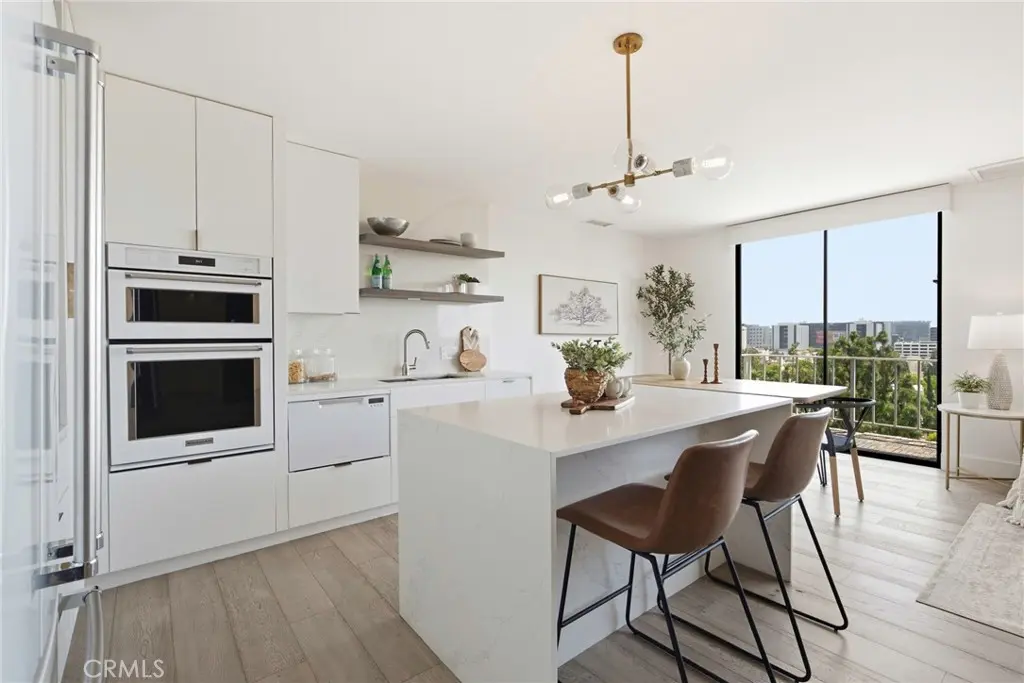 Condominium for sale at 100 S Doheny 707, Los Angeles, CA featuring 1 bed and 2 baths