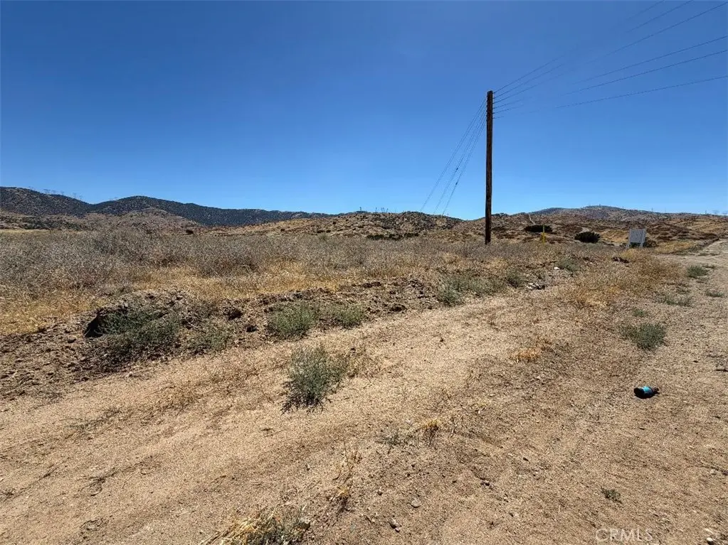 1600 Gazelle, Palmdale, CA — listing photo 1