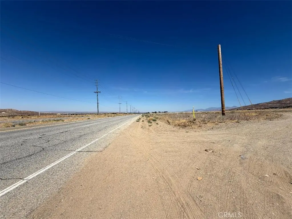 1602 Vac/Cor S/Farnborough, Palmdale, CA — listing photo 1