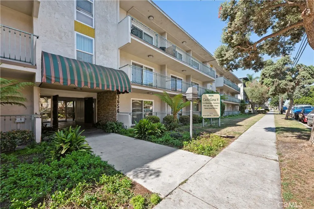 Residential Lease for rent at 3656 Garnet 317, Torrance, Los Angeles County, CA and 1 bath