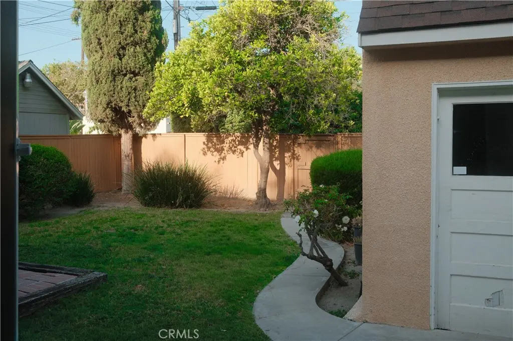Single Family Residence for rent at 423 S Indiana, Anaheim, CA featuring 3 beds and 1 bath