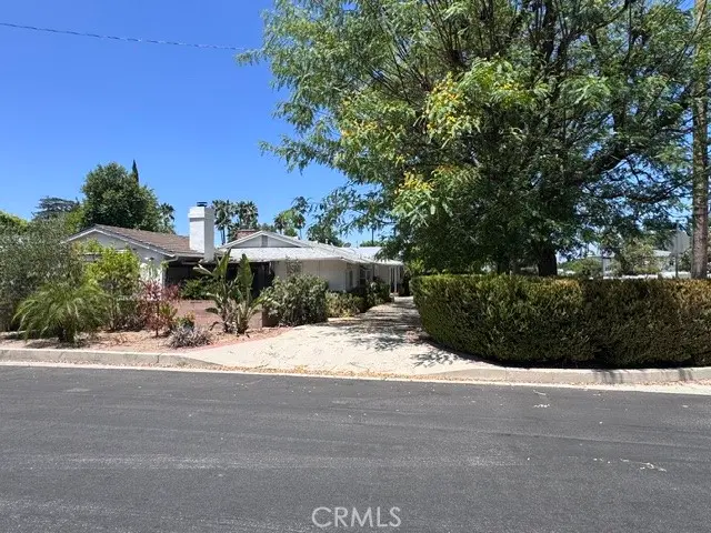 5307 Vanalden, Tarzana, CA — listing photo 1