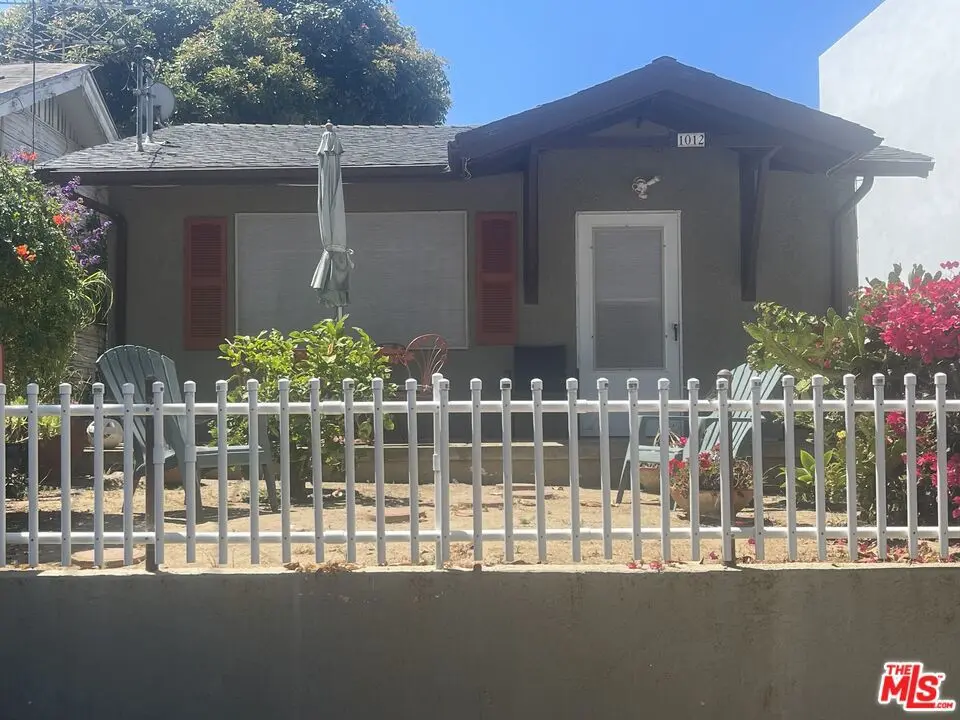 Single Family Residence for sale at 1012 Emerald Street, Redondo Beach, CA featuring 1 bed and 1 bath