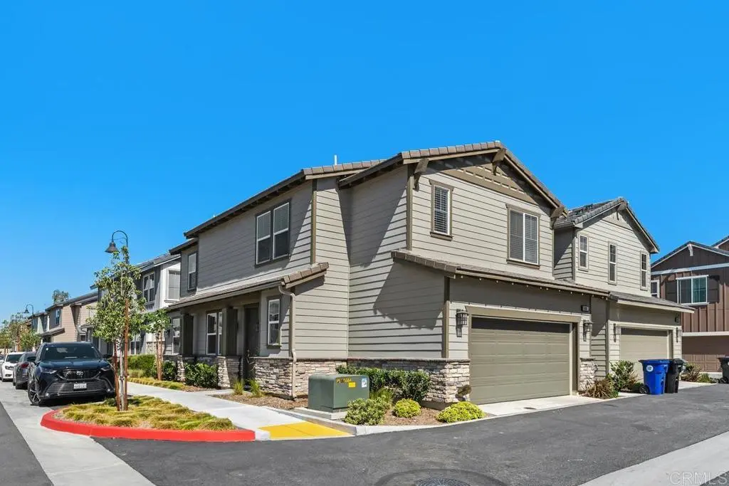 15008 Gallery Way 1, Fontana, CA — listing photo 1
