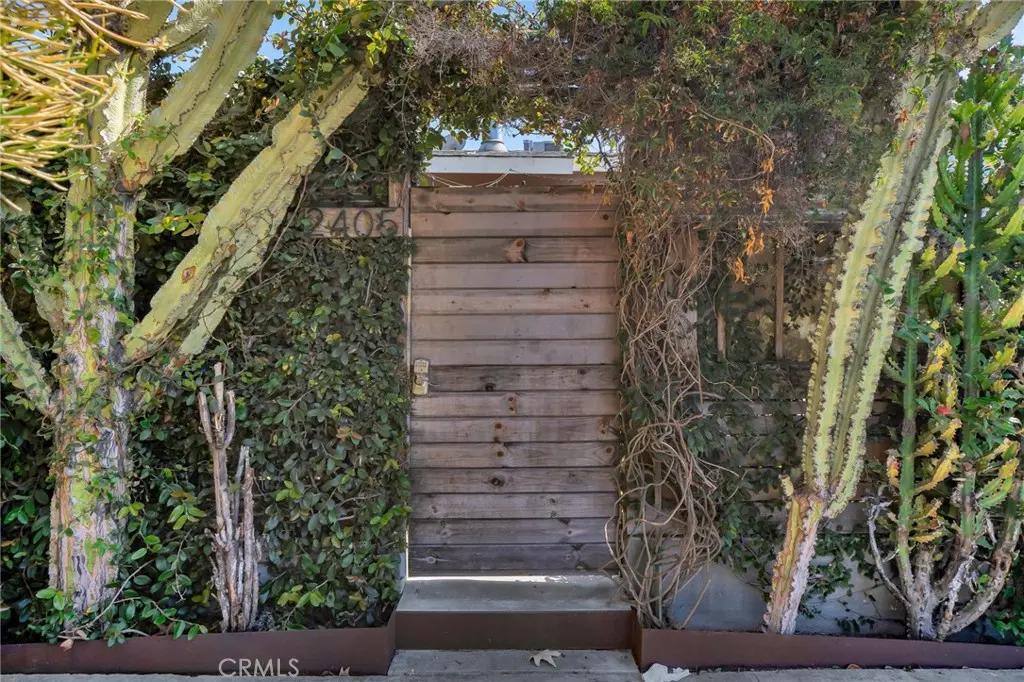 Duplex for sale at 2405 Abbot Kinney, Los Angeles, CA