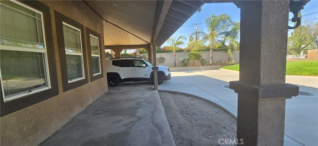 Triplex for rent at 9456 Elm Avenue 3, Fontana, CA featuring 3 beds and 1 bath