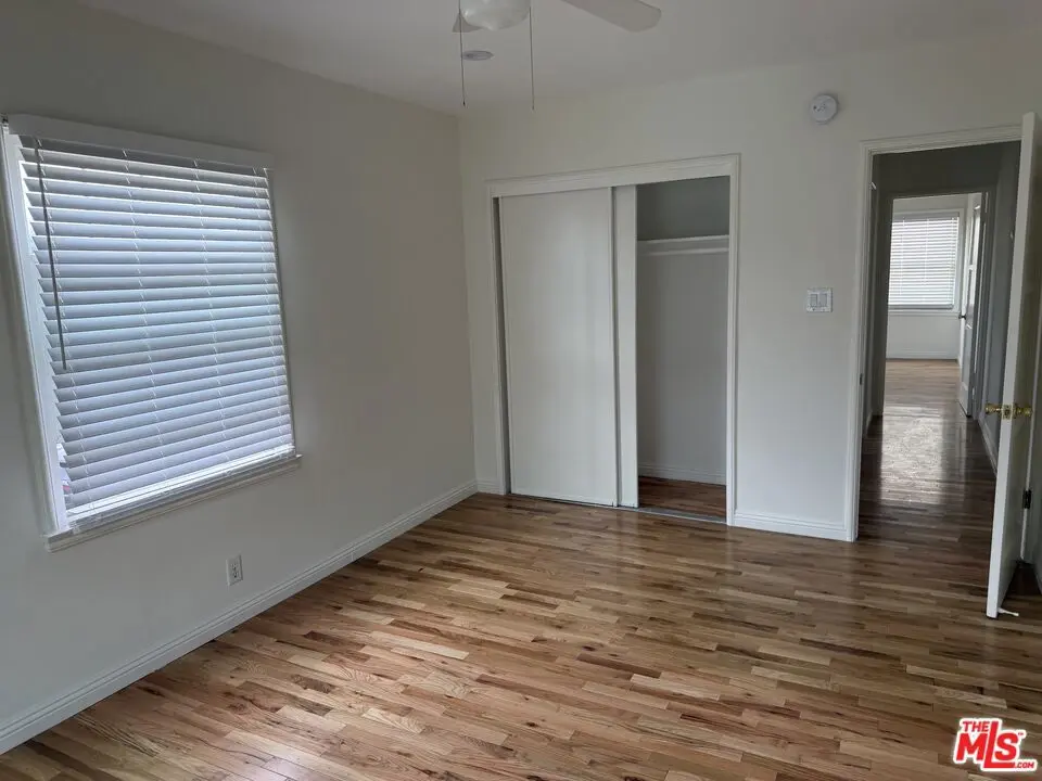 Residential Lease for rent at 947 S Bedford Street, Los Angeles, Los Angeles County, CA featuring 2 beds and 1 bath