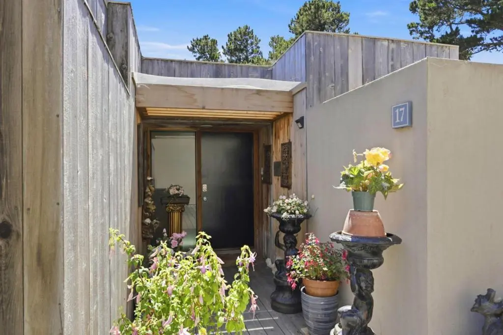 24520 Outlook Drive 17, Carmel, CA — listing photo 1