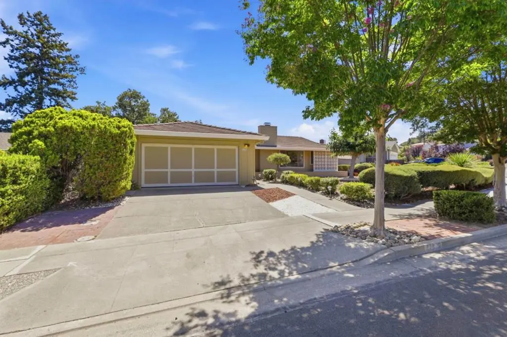 11106 Linda Vista Dr, Cupertino, CA — listing photo 1