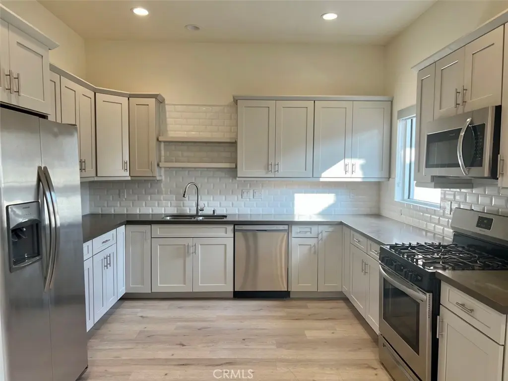 Residential Lease for rent at 314 6th 609, Los Angeles, Los Angeles County, CA and 1 bath