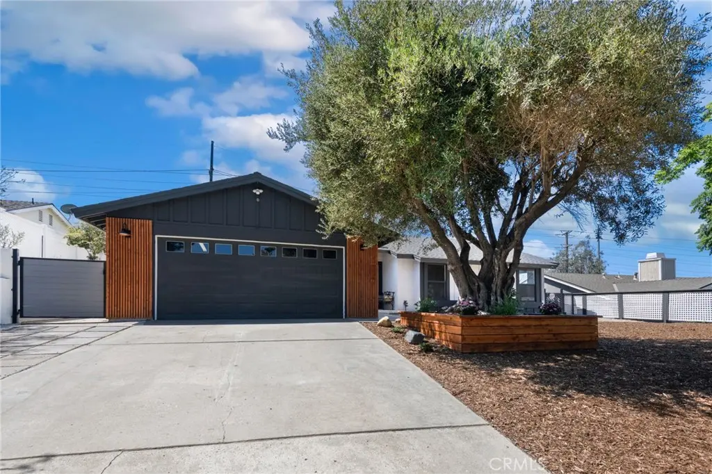 Single Family Residence for sale at 30085 Levande Court, Temecula, CA featuring 3 beds and 2 baths