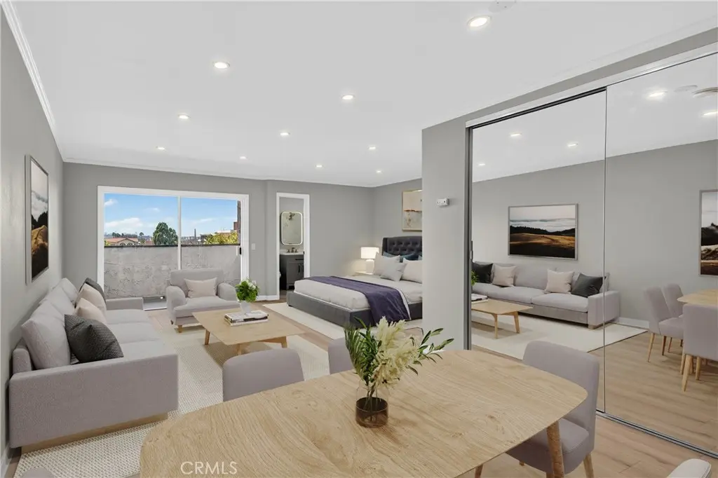Condominium for sale at 310 N Jackson Street 326, Glendale, CA and 1 bath