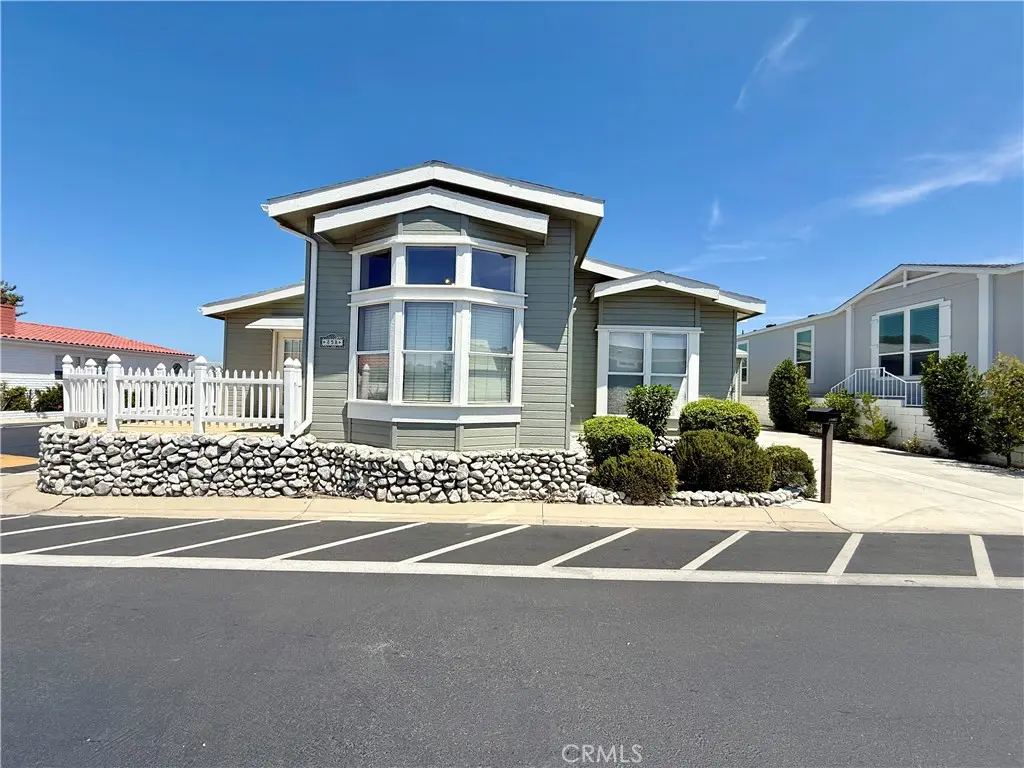 23301 Ridge Route Drive 85A, Laguna Hills, CA — listing photo 1